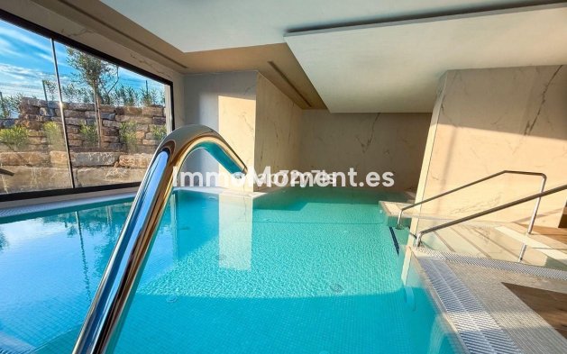 Wiederverkauf - Wohnung - Estepona  - Estepona Centro