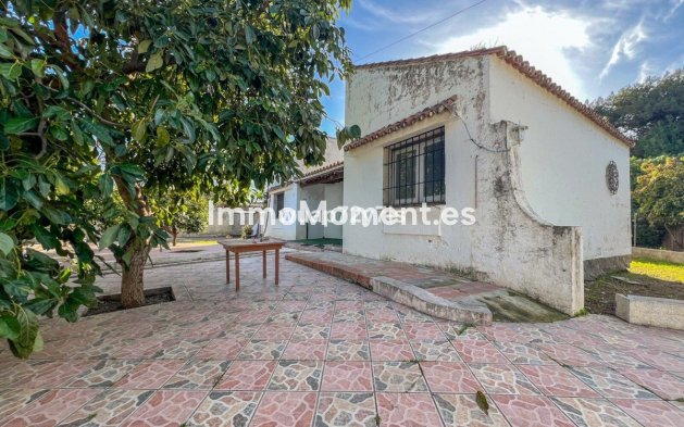 Wiederverkauf - Villa - Estepona  - New Golden Mile