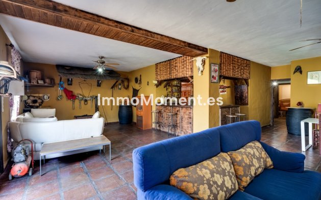 Revente - Maison de campagne - Intérieur                       - Monda