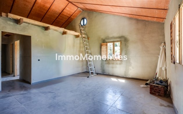 Revente - Maison de campagne - Intérieur                       - Monda