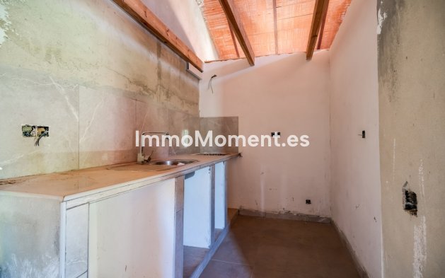 Revente - Maison de campagne - Intérieur                       - Monda