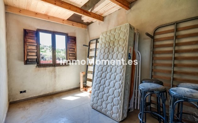 Revente - Maison de campagne - Intérieur                       - Monda