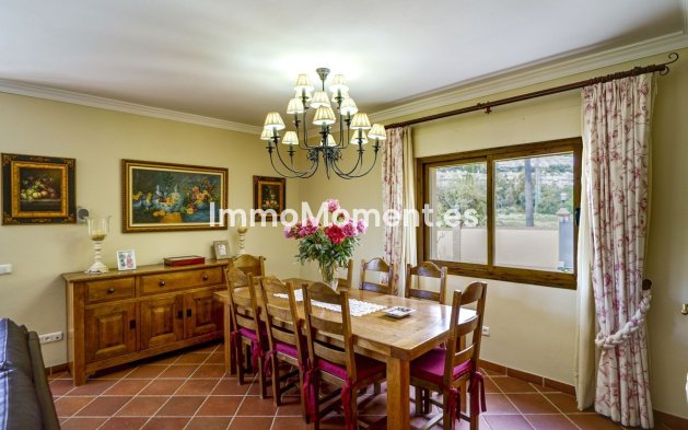 Wiederverkauf - Villa - Benahavís - La Quinta