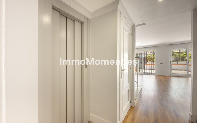 Reventa - Villa - Marbella - Marbella Centro