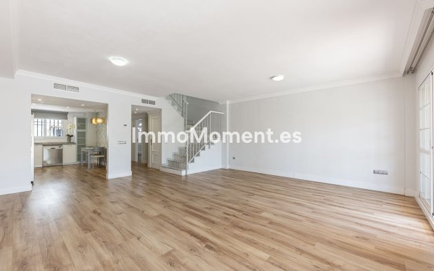 Reventa - Villa - Marbella - Marbella Centro