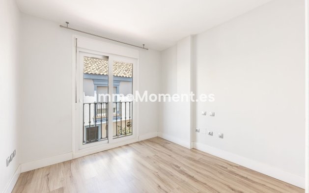 Reventa - Villa - Marbella - Marbella Centro