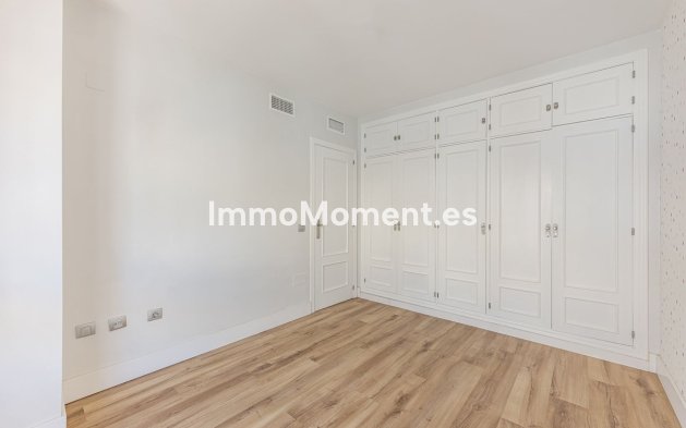 Reventa - Villa - Marbella - Marbella Centro