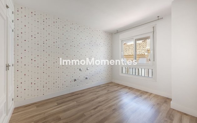 Reventa - Villa - Marbella - Marbella Centro