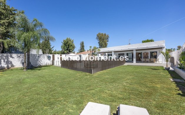 Wiederverkauf - Villa - Estepona  - New Golden Mile