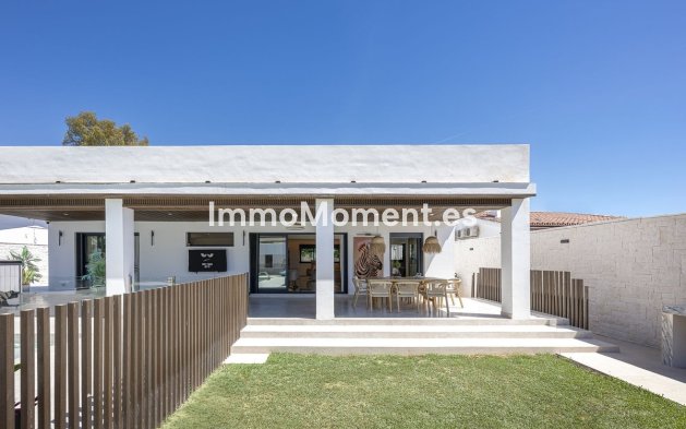 Wiederverkauf - Villa - Estepona  - New Golden Mile