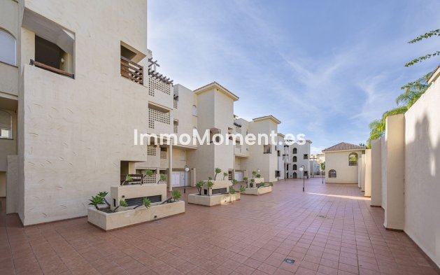Revente - Appartement - Estepona  - Estepona Centro