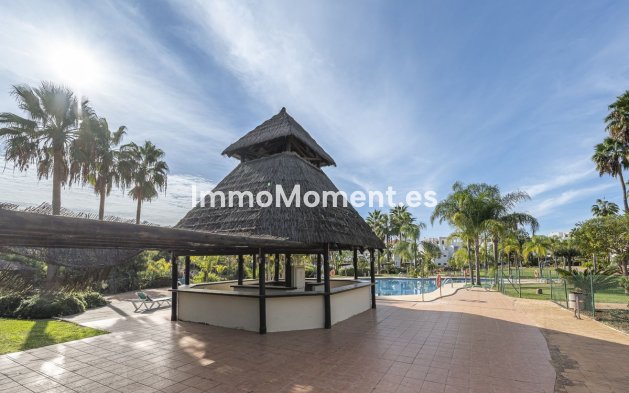 Revente - Appartement - Estepona  - Estepona Centro