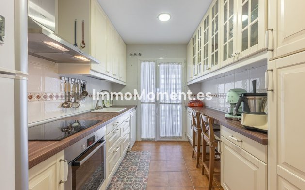 Wiederverkauf - Wohnung - Marbella - Puerto Banús