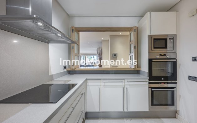 Resale - Apartment - Marbella - Marbella Centro