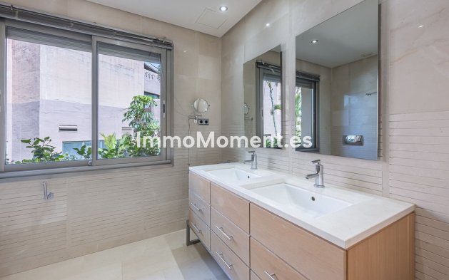 Resale - Apartment - Marbella - Marbella Centro