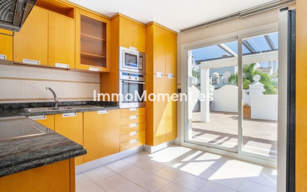 Resale - Apartment - Marbella - Marbella Centro
