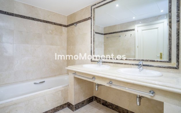 Resale - Apartment - Marbella - Marbella Centro