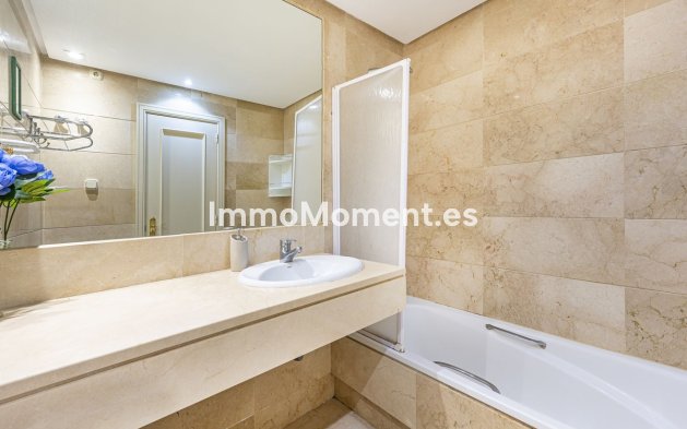 Wiederverkauf - Wohnung - Marbella - Puerto Banús