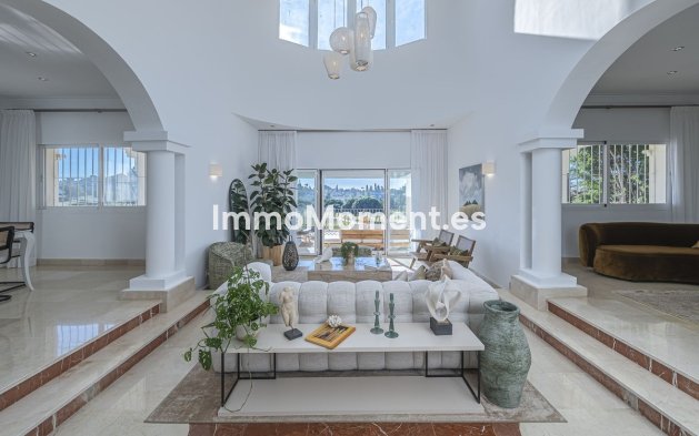 Wiederverkauf - Villa - Marbella - Nueva Andalucía