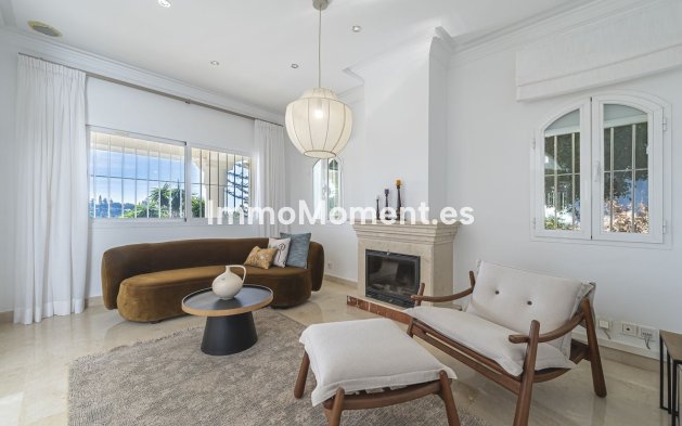 Wiederverkauf - Villa - Marbella - Nueva Andalucía