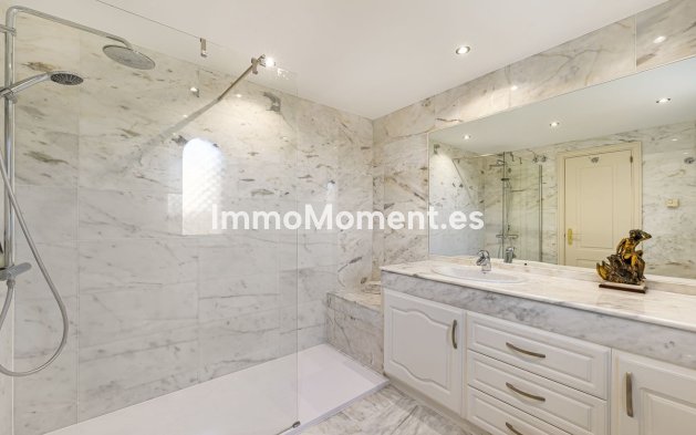 Wiederverkauf - Wohnung - Marbella - Bahía de Marbella