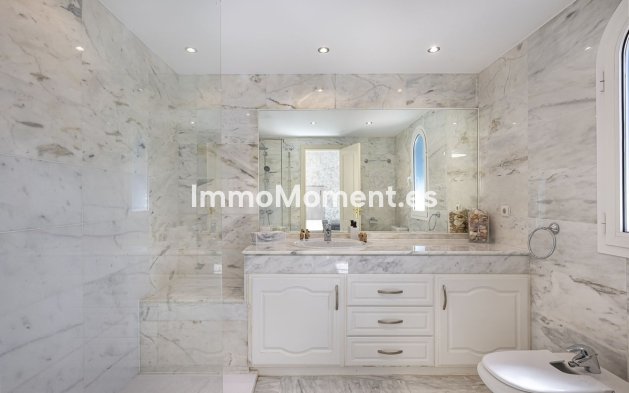 Wiederverkauf - Wohnung - Marbella - Bahía de Marbella