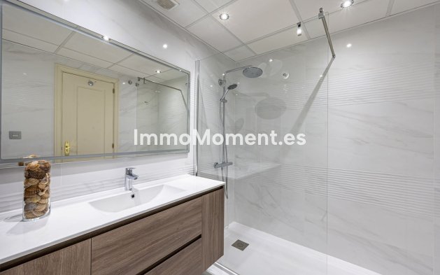 Wiederverkauf - Wohnung - Marbella - Bahía de Marbella