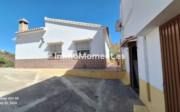 Resale - Country house - Inland  - Alora