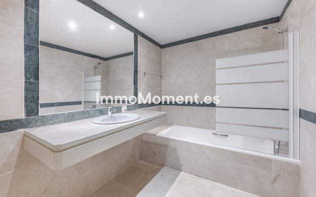 Revente - Maison mitoyenne - Marbella - Nueva Andalucía