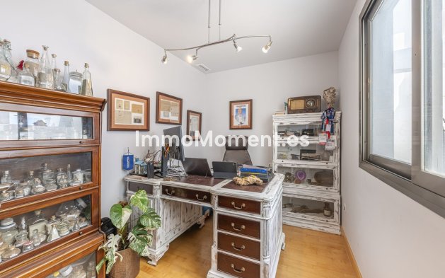 Resale - Apartment - Mijas - La Cala de Mijas