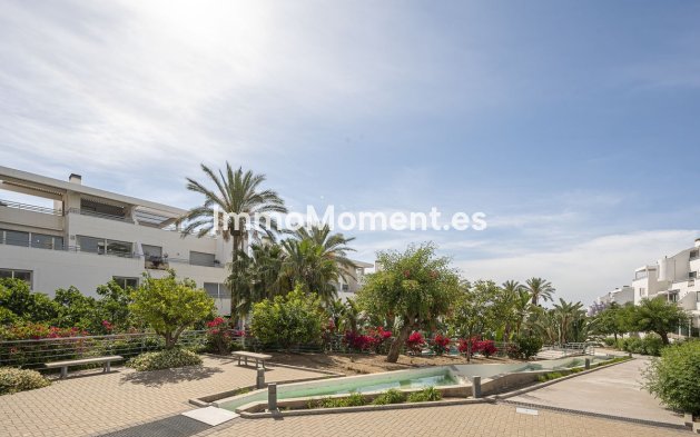 Resale - Apartment - Mijas - La Cala de Mijas