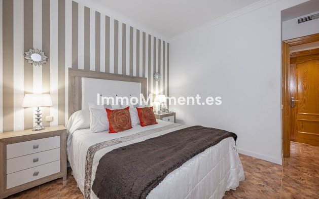 Wiederverkauf - Wohnung - Marbella - Nueva Andalucía