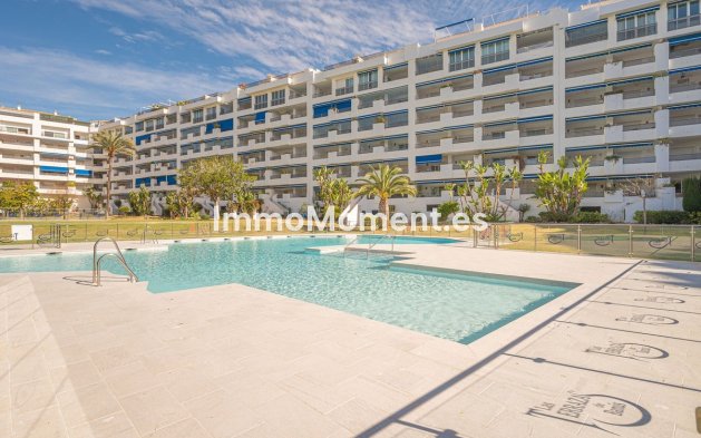 Resale - Apartment - Marbella - Puerto Banús