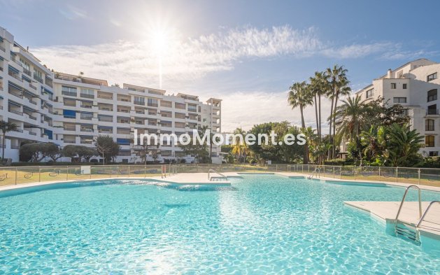 Resale - Apartment - Marbella - Puerto Banús
