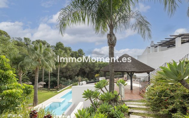 Wiederverkauf - Reihenhaus -   Inländisch - Istán