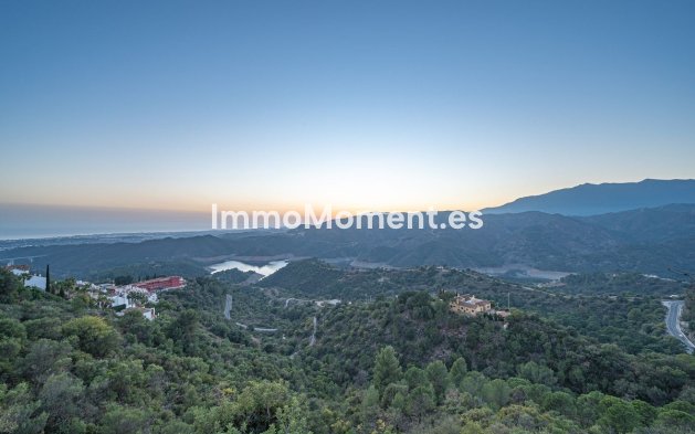 Wiederverkauf - Reihenhaus -   Inländisch - Istán