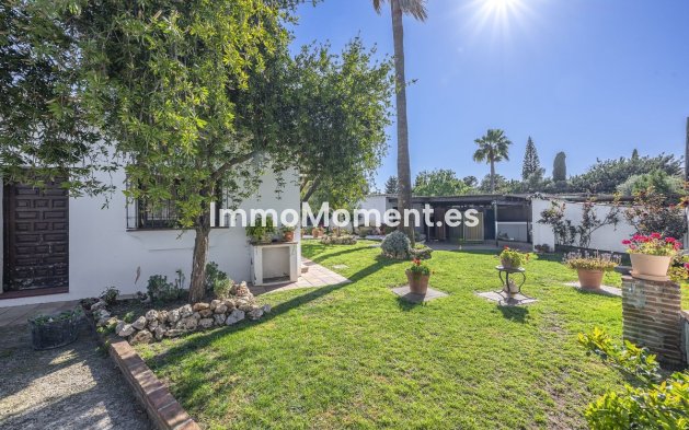 Reventa - Villa - Marbella - Guadalmina Alta