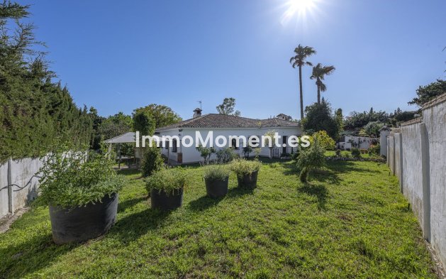 Reventa - Villa - Marbella - Guadalmina Alta