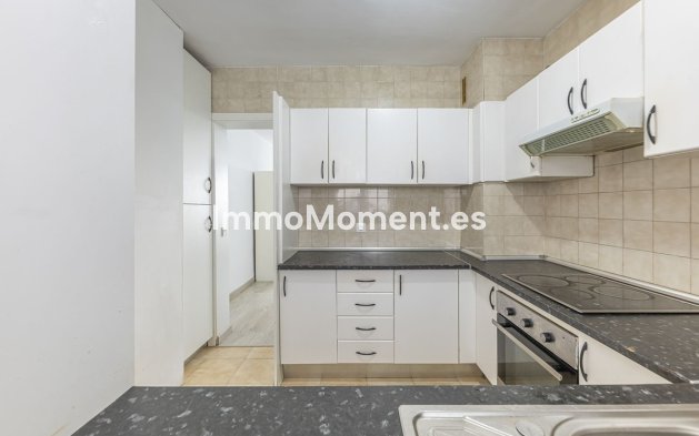 Reventa - Apartamento - Estepona  - Estepona Centro
