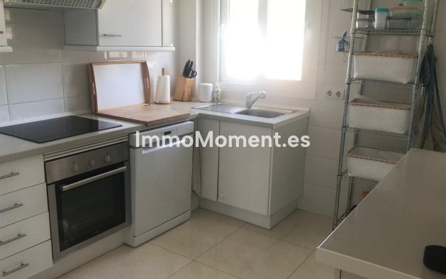 Revente - Appartement - Estepona  - Estepona Centro
