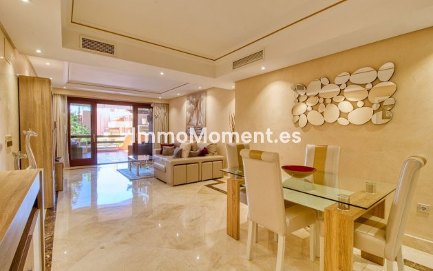 Wiederverkauf - Wohnung - Estepona  - Estepona Centro