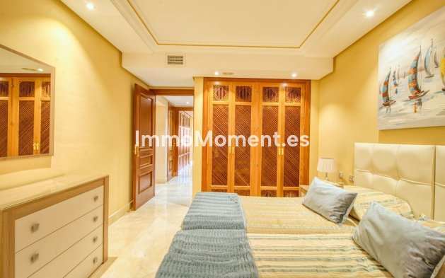 Wiederverkauf - Wohnung - Estepona  - Estepona Centro