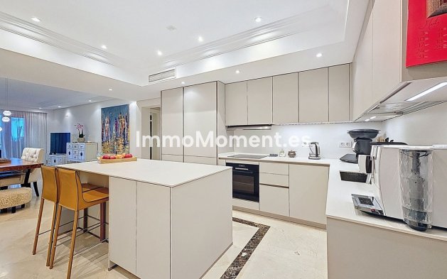 Wiederverkauf - Wohnung - Estepona  - Estepona Centro