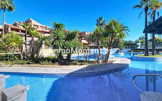 Wiederverkauf - Wohnung - Estepona  - Estepona Centro