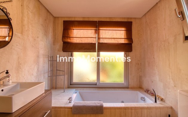 Revente - Maison mitoyenne - Manilva - Manilva Centro