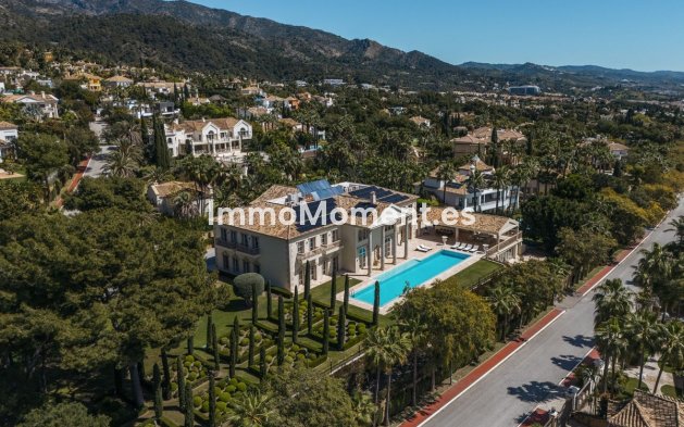 Wiederverkauf - Villa - Marbella - Sierra Blanca