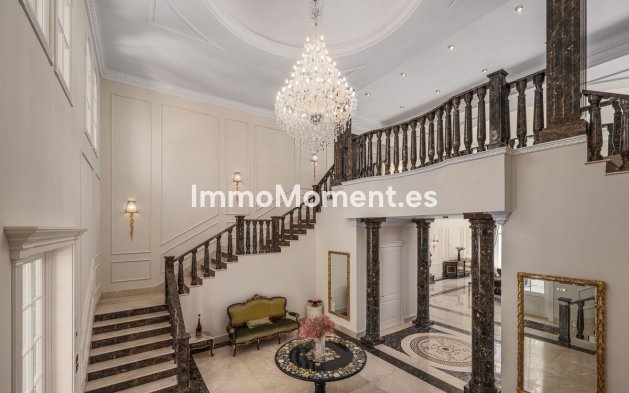 Wiederverkauf - Villa - Marbella - Sierra Blanca