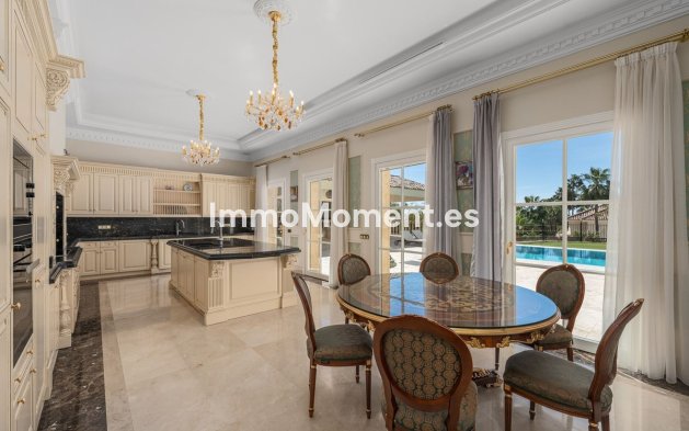 Wiederverkauf - Villa - Marbella - Sierra Blanca