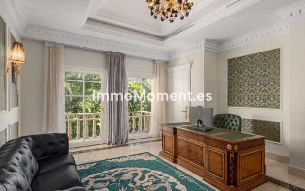 Wiederverkauf - Villa - Marbella - Sierra Blanca