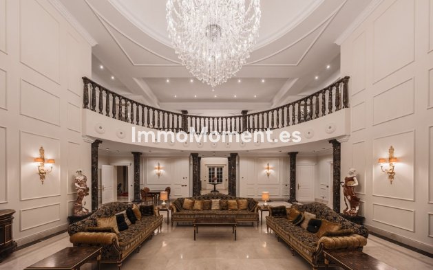 Wiederverkauf - Villa - Marbella - Sierra Blanca